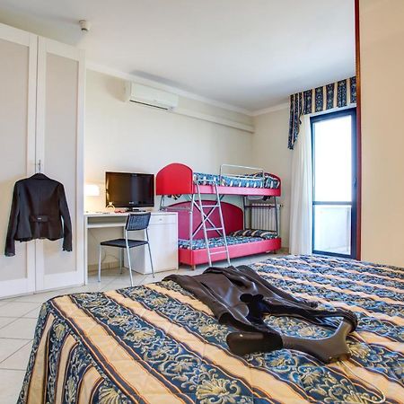 Hotel Genzianella Cervia Exterior photo