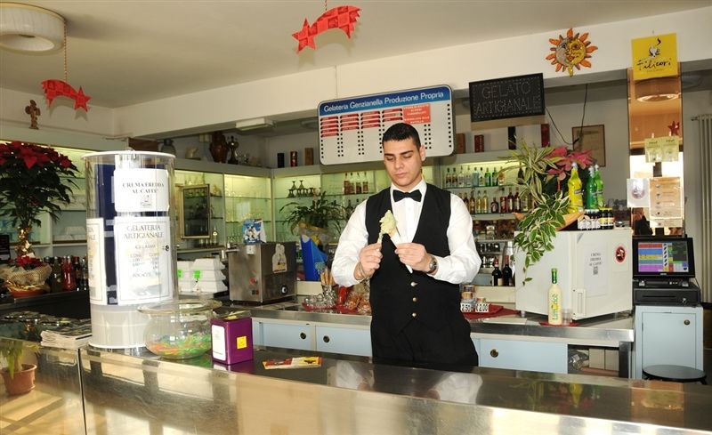 Hotel Genzianella Cervia Exterior photo