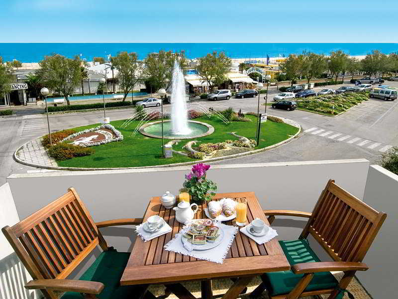 Hotel Genzianella Cervia Exterior photo